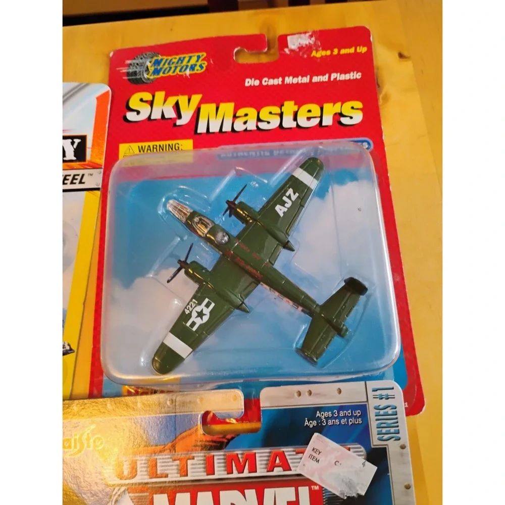 Vintage Toy Airplanes Lot Road Champs Matchbox Maisto Herpa Marvel Diecast